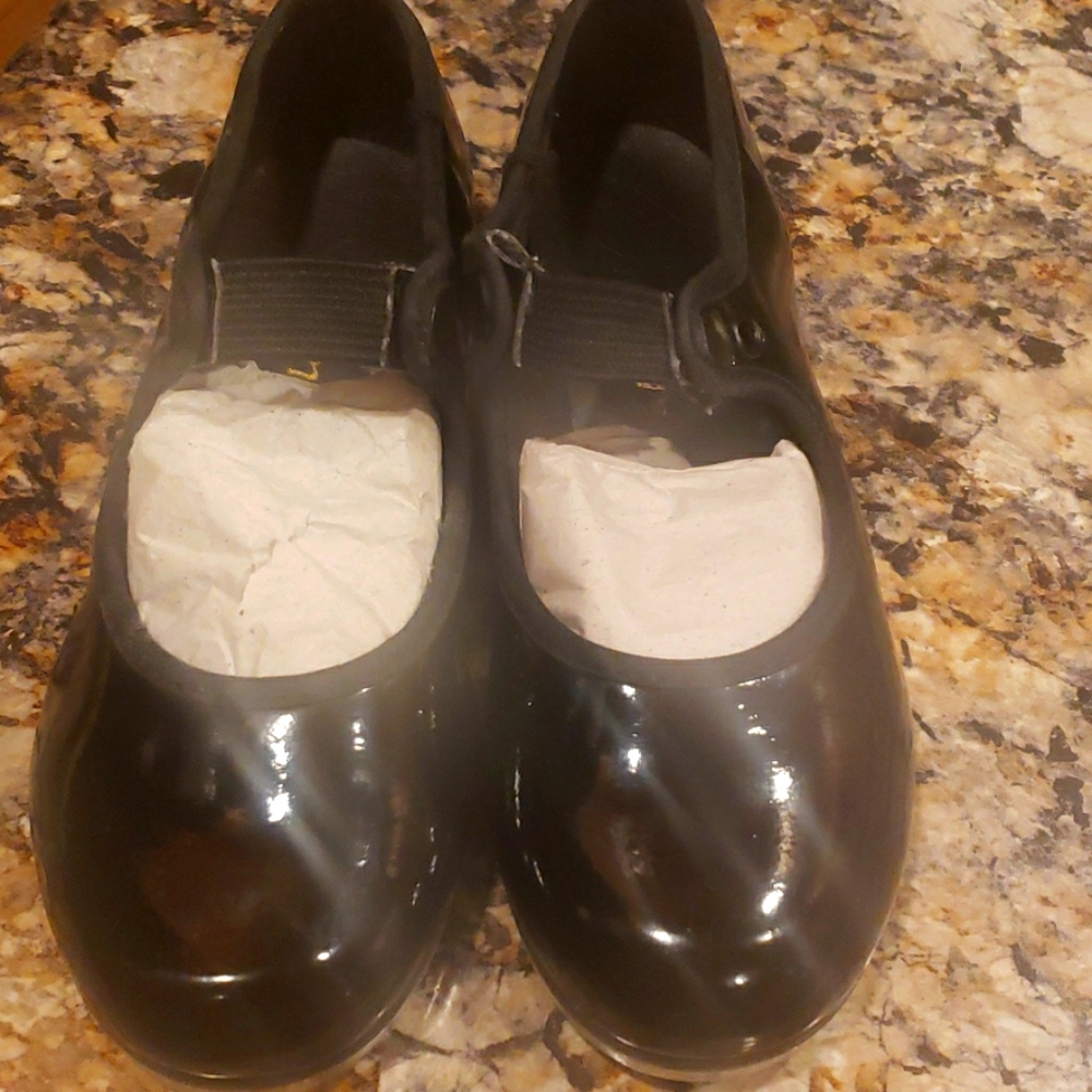 Kids tap shoes